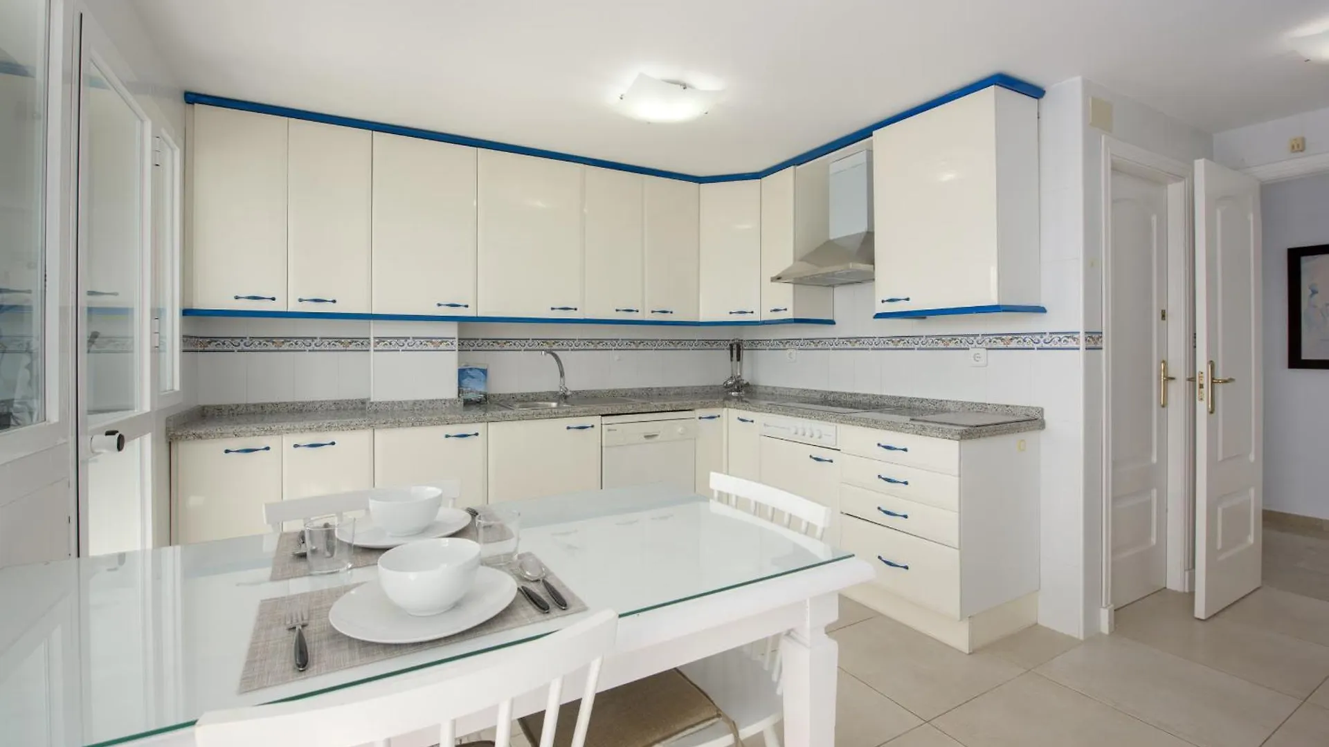 Marina Duquesa 2431 Apartment Manilva