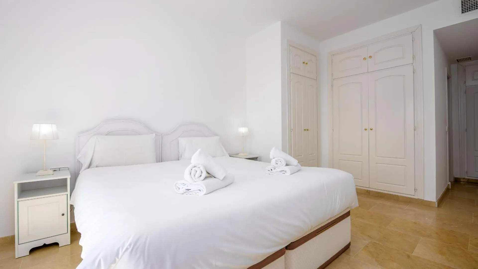 Marina Duquesa 2431 Apartman Manilva Spanyolország